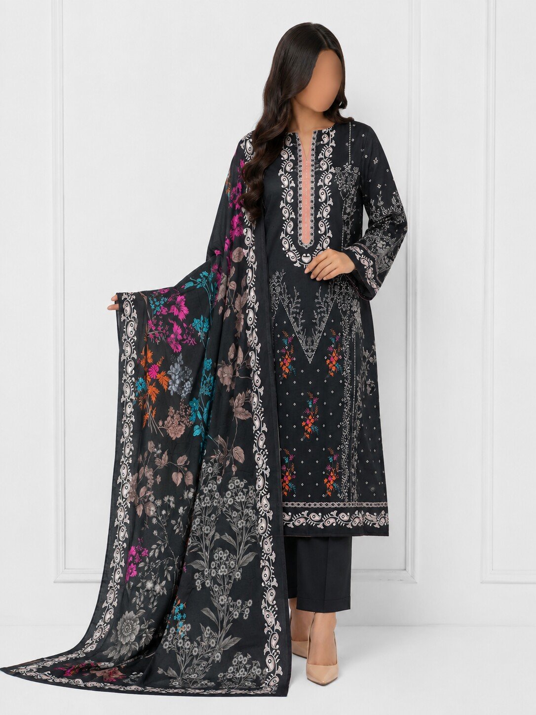 MAHJABEEN SIGNATURE LAWN P68