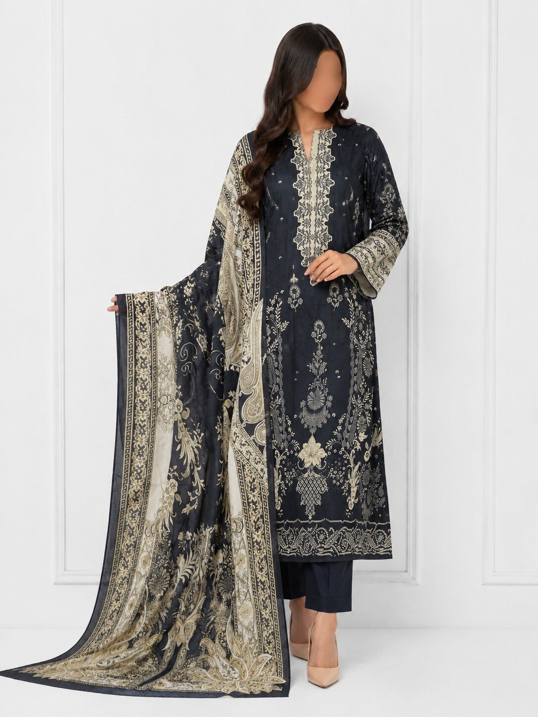 MAHJABEEN SIGNATURE LAWN P81