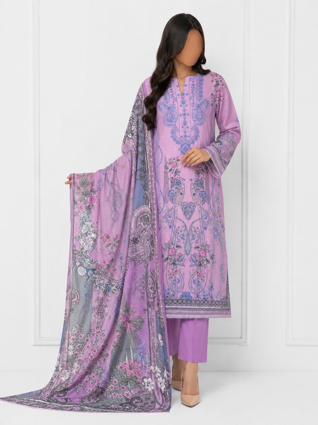 MAHJABEEN SIGNATURE LAWN P84